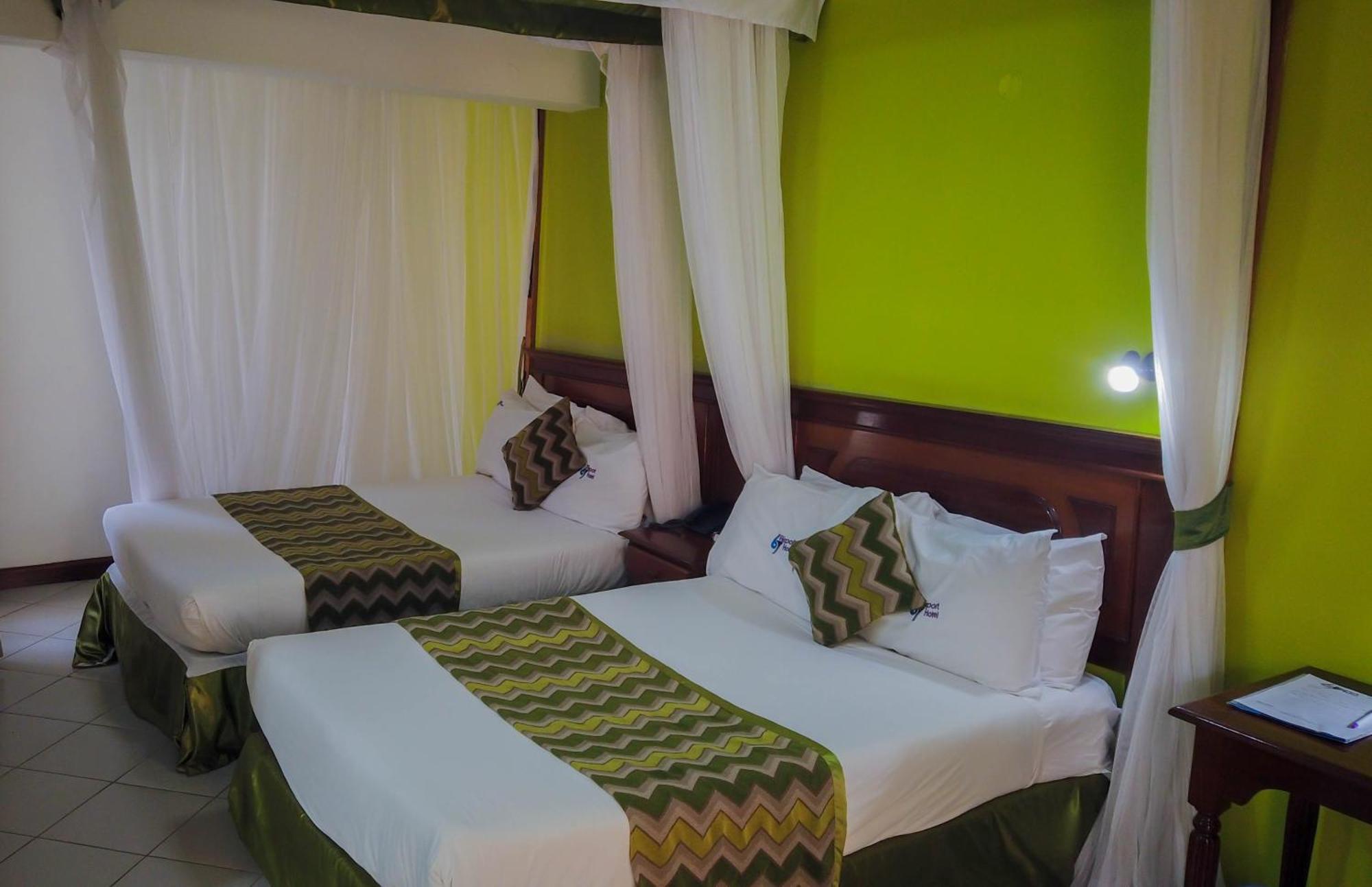 67 Airport Hotel Nairobi Mlolongo Exterior photo